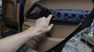 Porsche Cayenne разборка задней карты двери