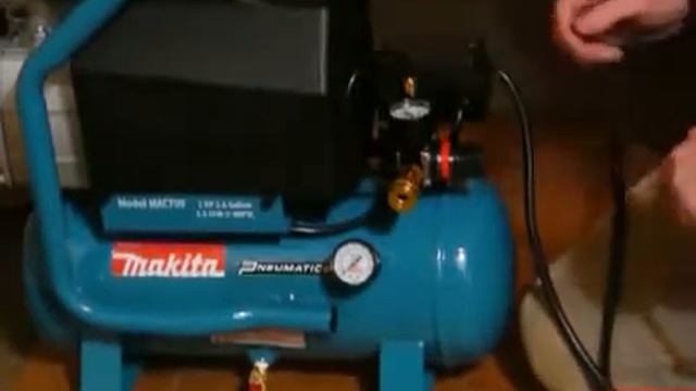 Makita MAC700 Big Bore 2.0 HP Air Compressor Honest Review смотреть онлайн