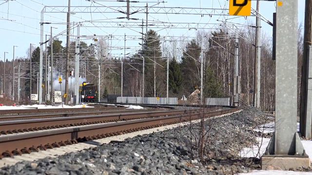 Höyryveturi-Steam engine-Pikku Jumbo Nokialla 27.3.2016 смотреть онлайн