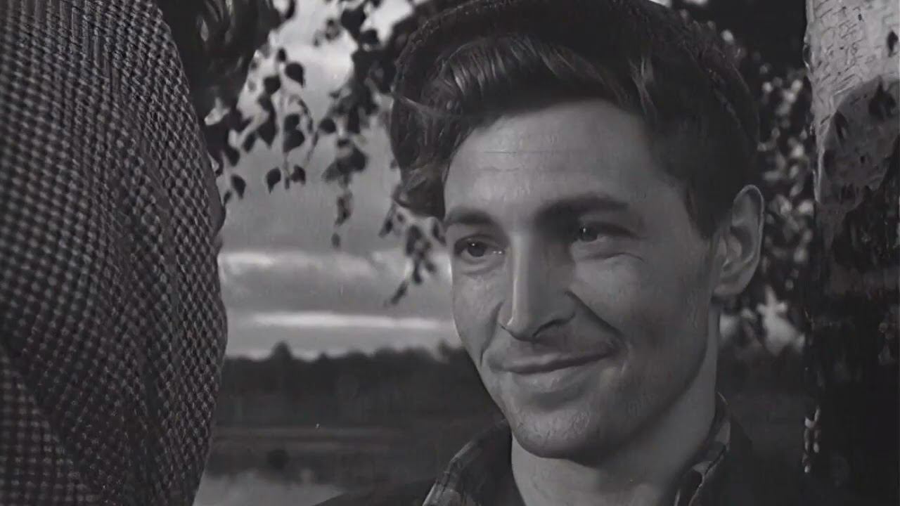 От людей на деревне не спрятаться (кавер-дуэт) смотреть онлайн