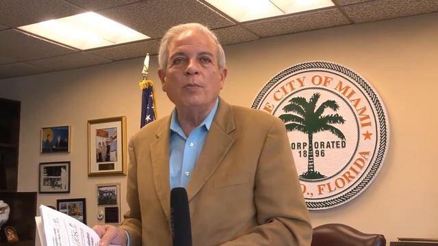 Tomas Regalado, Alcalde de Miami Saluda a Argentinos 2013 смотреть онлайн