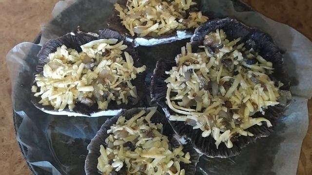 ЧТО МОЖНО ПРИГОТОВИТЬ из БОЛЬШИХ ШЛЯПОК ГРИБА ШАМПИНЬОНА. смотреть онлайн