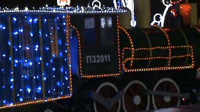 Привокзальная площадь Рождество январь 2011 часть 7.MPG смотреть онлайн