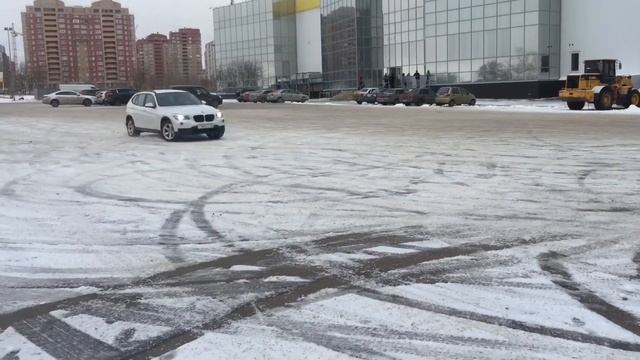 BMW X1 Drift смотреть онлайн