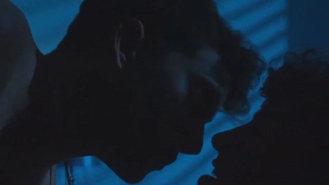 Manu Rios & André Lamoglia First Time Scene | Élite смотреть онлайн