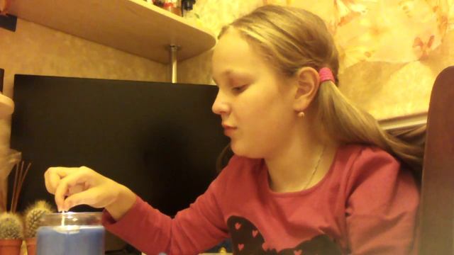 Чупа - чупс из воска . Для прикола. смотреть онлайн