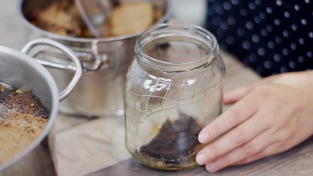 Рецепт домашнего кваса на меду с изюмом / Рецепты и Реальность / Вып. 259 смотреть онлайн