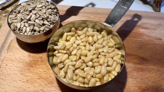 Брокколи с ореховым соусом смотреть онлайн