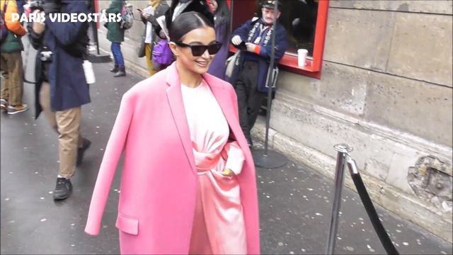 Lola Le Lann & Lachlan Watson @ Paris Fashion Week 2 march 2020 show Giambattista Valli смотреть онлайн