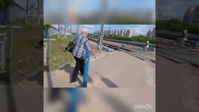 Начало Лето 🌴☀.Движение поездов на станции Дзержинск.ВЛ80С ЭП1М ЭД9Э смотреть онлайн