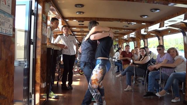 Зук на теплоходе! Максим и Людмила Янпольские! Ростов-на-Дону 22.05.2016 смотреть онлайн