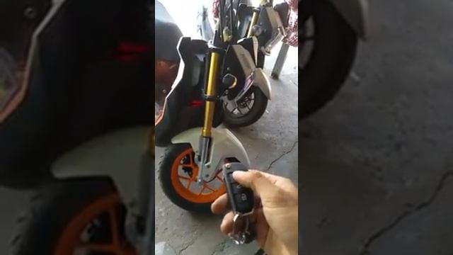 Zoomer X 2018 with car's remode смотреть онлайн