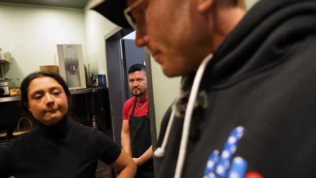 Was kann eure Empfehlung? - Die BESTEN 1/2 HÄHNCHEN Hamburgs! смотреть онлайн