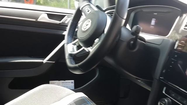 VW Golf 7 GTE Owners Long Term Review After 1 Year - Pros and Cons 2018 смотреть онлайн