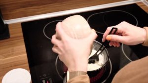 Ремонт книг своими руками - варим мучной клей!