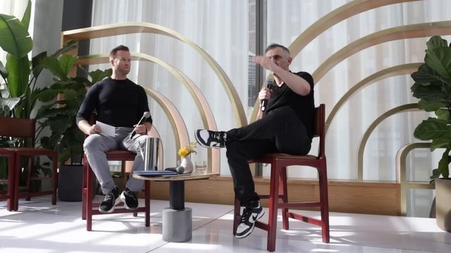 This Social Network Has Underpriced Attention In 2023 l Fireside Chat смотреть онлайн