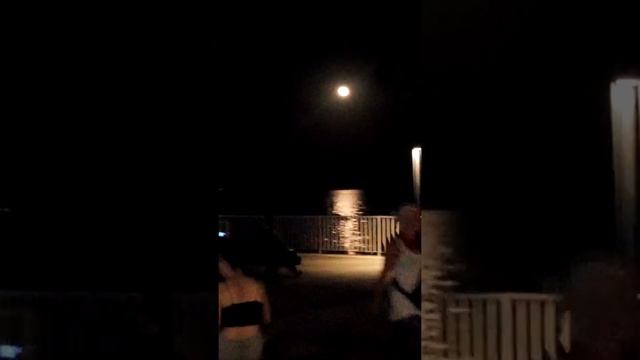 Вечер. Набережная Коньяалты. смотреть онлайн