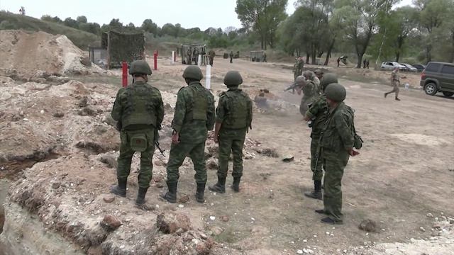 Боевая подготовка добровольческого подразделения Барс смотреть онлайн