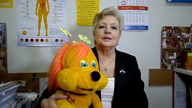 Пчелка Майя вам поможет смотреть онлайн