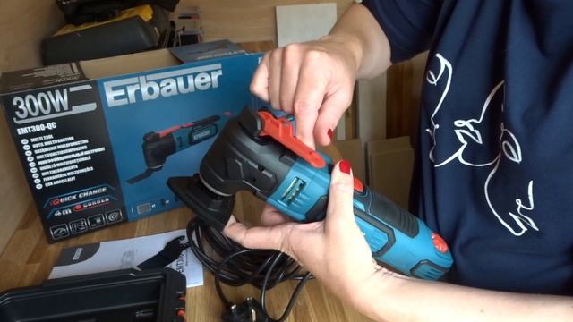 ERBAUER MULTI-TOOL | HOW TO SET UP & CHANGE TOOLS | 300W EMT-300 QC смотреть онлайн