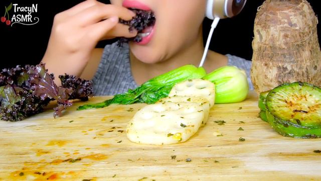 ROASTED VEGGIES ASMR: ROASTED VEGGIES (LOTUS ROOT, GREEN RADISH) AND KALE SALAD | TracyN ASMR смотреть онлайн