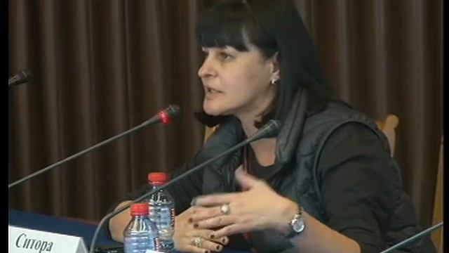 Круглый стол, модератор Андрей Плахов смотреть онлайн