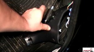 Вскрытие штатного замка капота Toyota Camry в компании Электроклуб