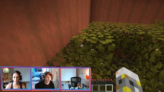 3 MINECRAFT PROS CRUSH THIS FIND-THE-BUTTON MAP смотреть онлайн