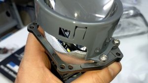 Audi A6 C5, установка Bi-LED. Тонкости монтажа и регулировки. Дорожный тест