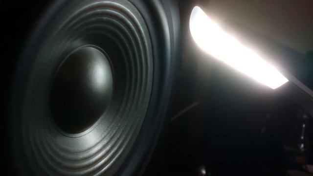 JBL STUDIO 230 Bass test Perfect Focus смотреть онлайн