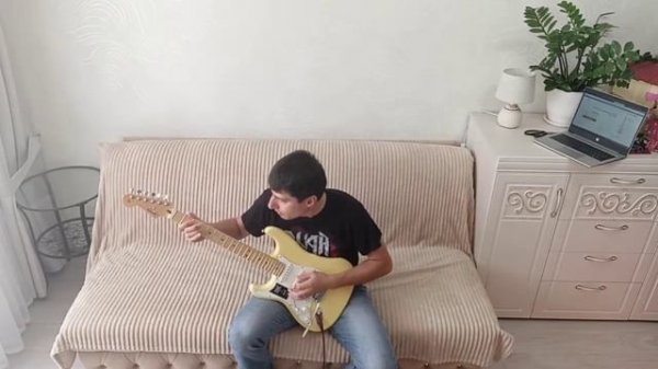 Распаковка и обзор Fender Stratocaster HSS Player Buttercream Mexico