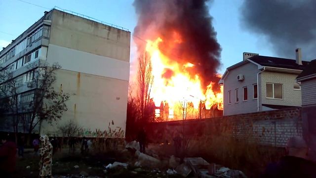 В феодосии сгорел дом смотреть онлайн