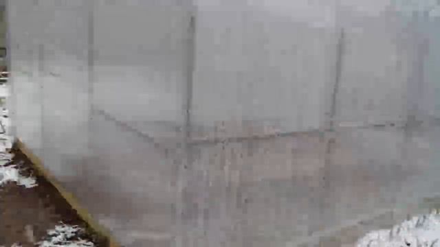 У нас снова снег!!! 27 апреля в Московской области. Дачный вестник) смотреть онлайн