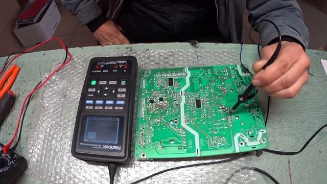 Телевизор Skyworth 49g6 не включается