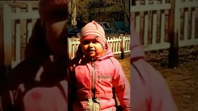 Мишка косолапый по лесу идет! $short смотреть онлайн