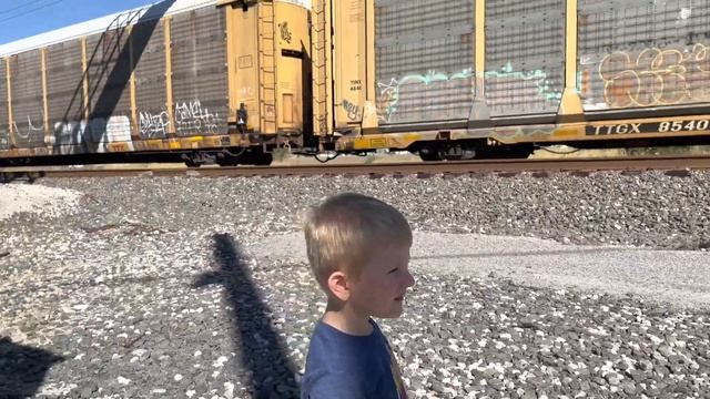 TRAIN TRACKING #12 | Levi Spots The FASTEST Norfolk Southern He’s EVER Seen!! смотреть онлайн