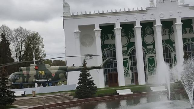 ПРОГУЛКА ПО ВДНХ 9 мая. Москва, интересные места смотреть онлайн