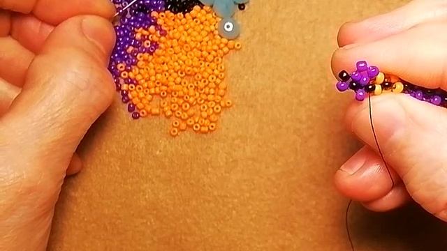 #howtomakejewellery #бисероплетение #избисера Сережки цветные из бисера (новинка) смотреть онлайн