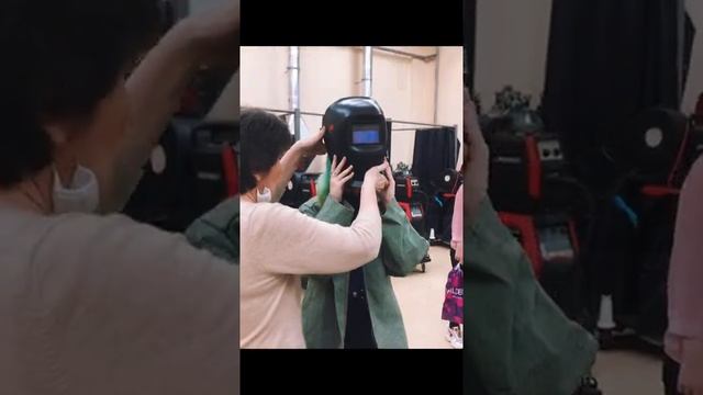 Школьники МБОУ СШ №18 в гостях у ВИТИ НИЯУ МИФИ.mp4 смотреть онлайн