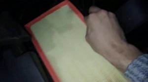 Как заменить воздушный фильтр на Шкода Октавия тур А4 .