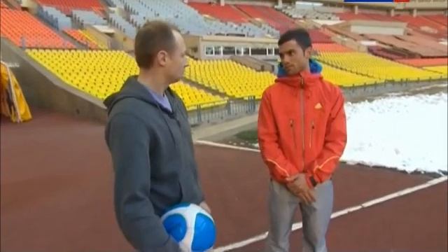 Simon at the Luzhniki Stadium.wmv смотреть онлайн