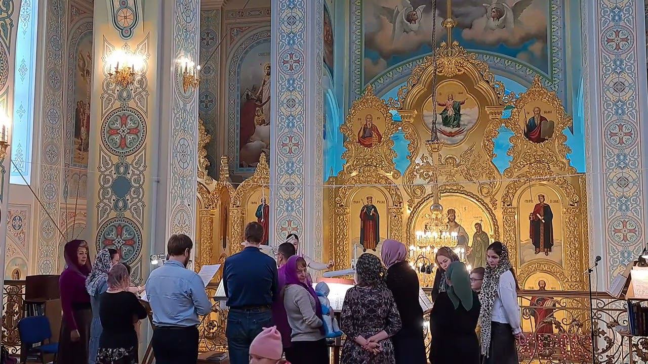 Третий антифон "Блаженны" (муз. В. Мартынова в обработке мон. Иулиании). Соло Дан Бухтояров. смотреть онлайн