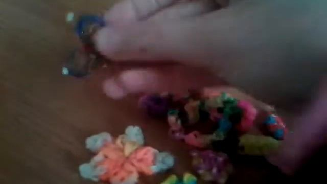 Мои подделки из бисера и ризинок смотреть онлайн