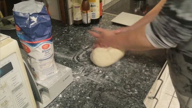 Сдобные булочки смотреть онлайн