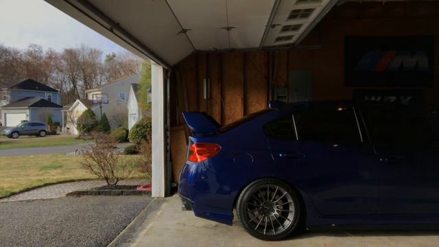 Subaru STI Monday Morning Cold Start смотреть онлайн