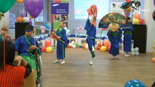 'Сказочный корабль' в галерее 'Новое пространство' смотреть онлайн