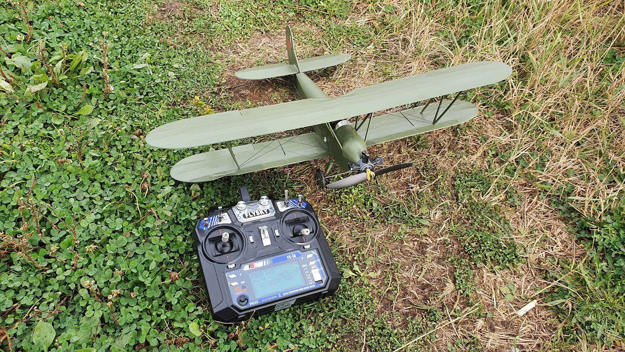 Миниатюрная радиоуправляемая копия самолёта По-2 (У-2). Система стабилизации полёта. смотреть онлайн