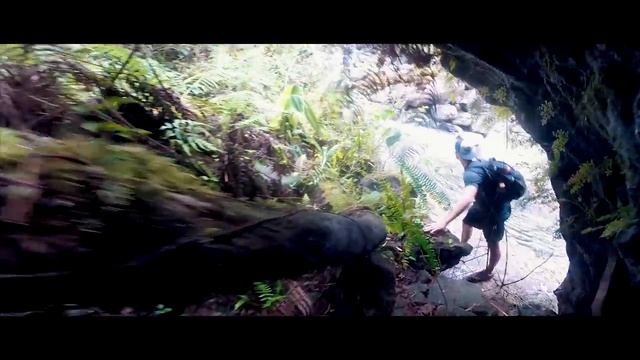 Kauai Adventures: The Blue Hole смотреть онлайн