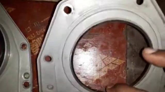 Caution during Replacement of rear crank seal in Volkswagen & Audi смотреть онлайн
