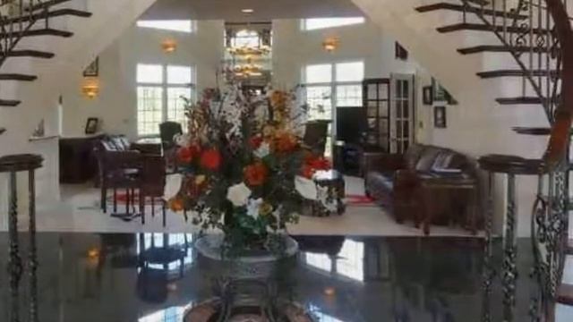 1100 N MORRISON смотреть онлайн